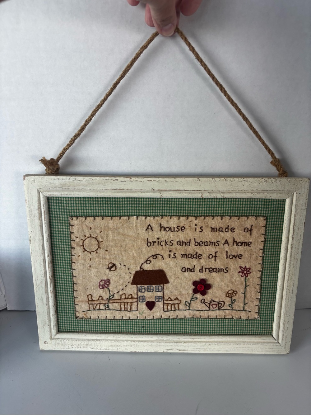 90s Embroidered Wall Art – Rustic Cottage Scene with Quote